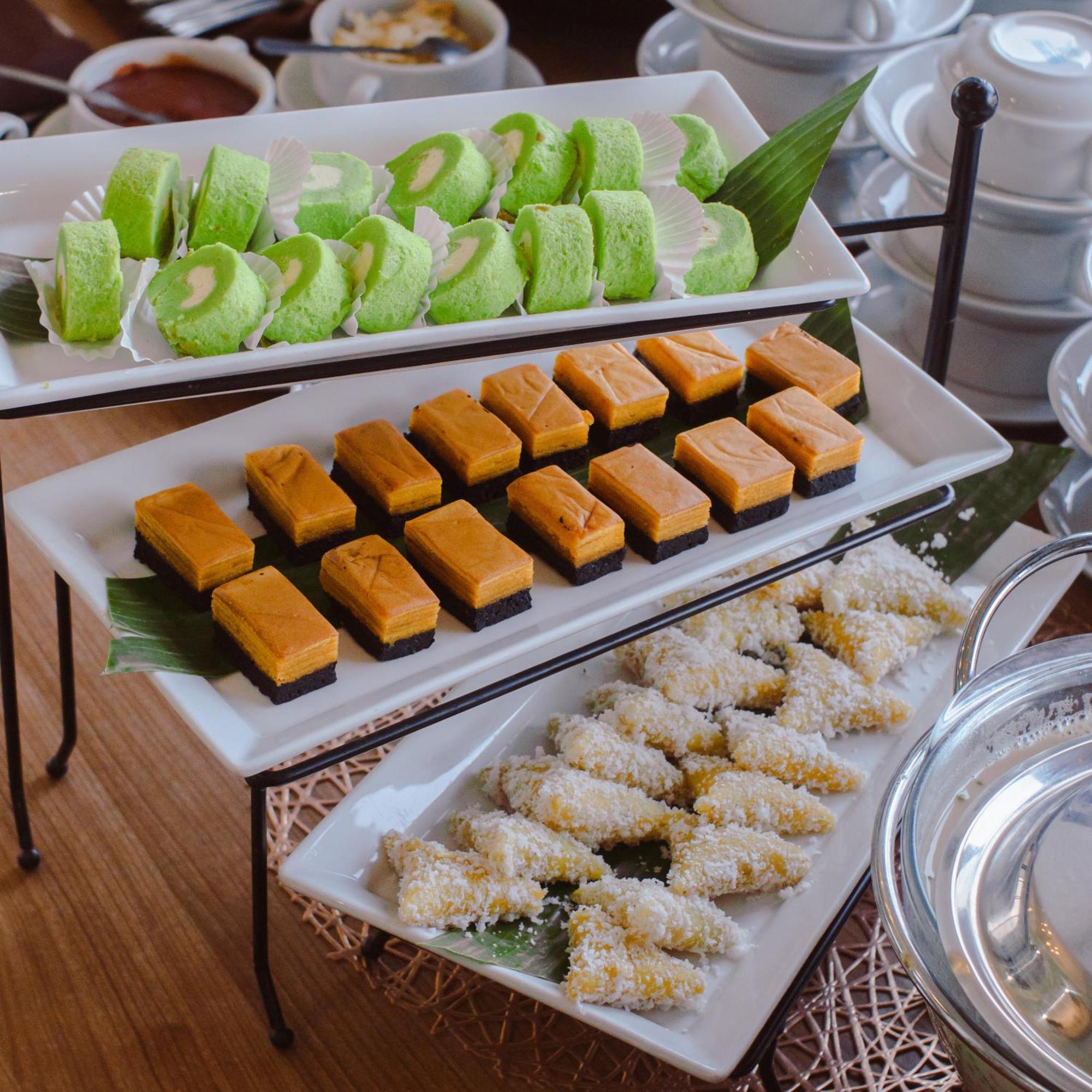 Fahira Hotel Syariah Букитинги Екстериор снимка